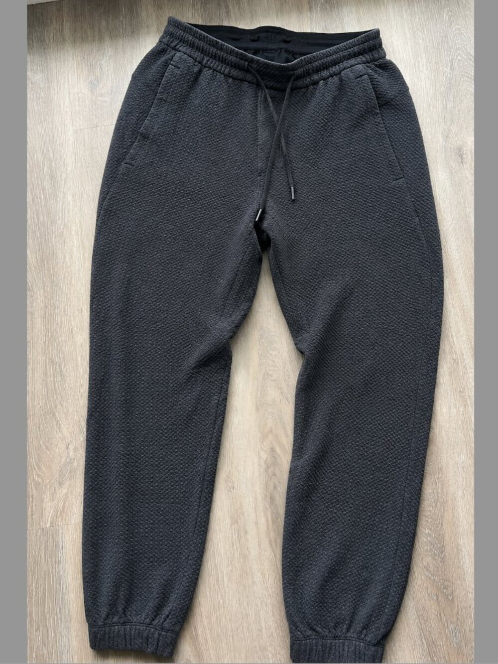 Lululemon Mens Ease the Day Joggers
